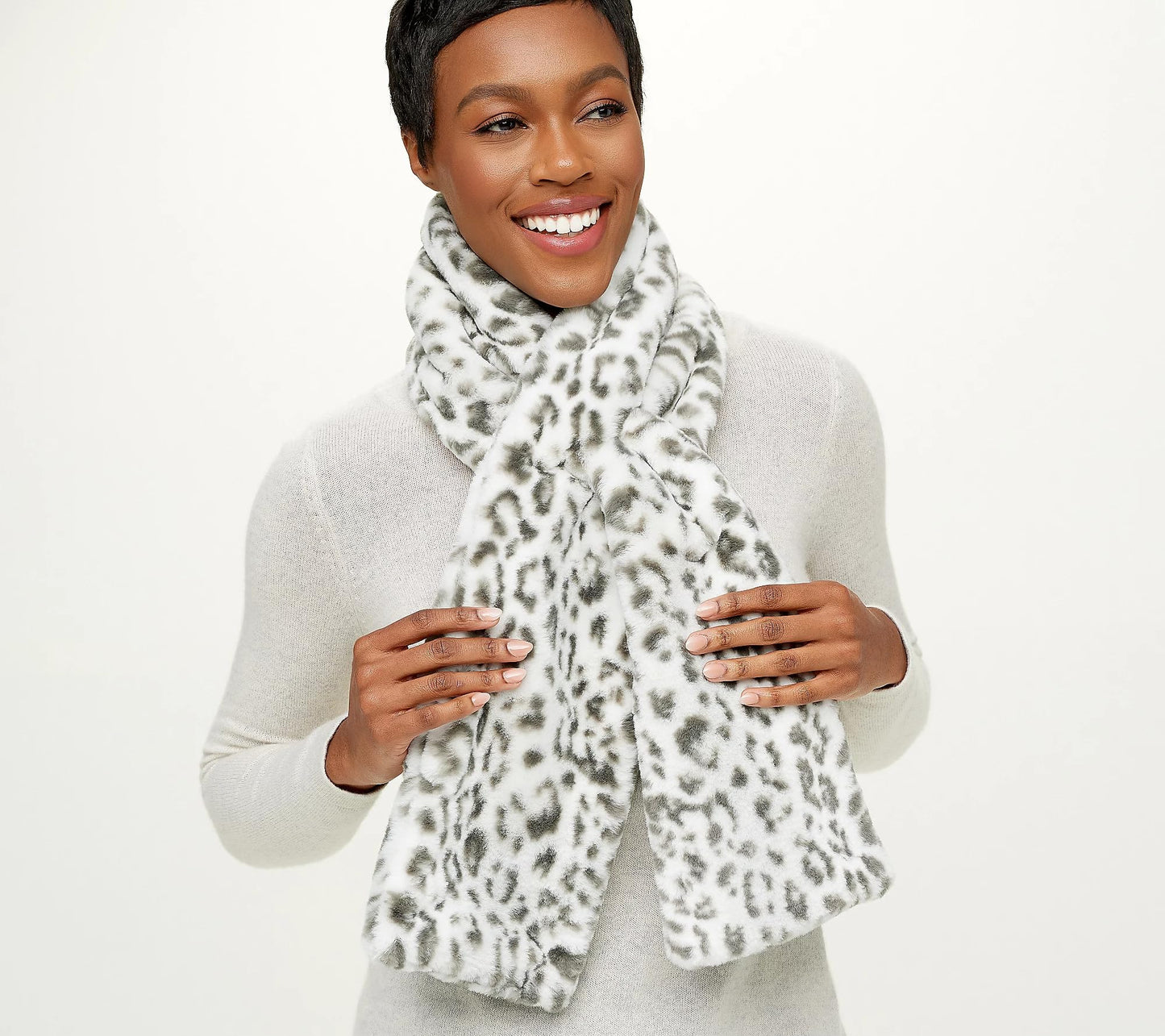 🧣✨Black Friday Big Promotion Save 50%🔥Faux Fur Scarf With Hidden Zipper Pocket